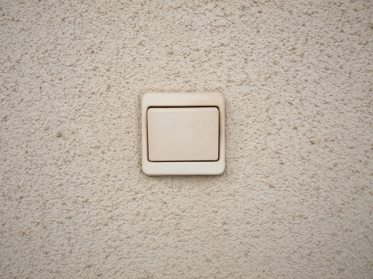 guide complet pour l'installation d'un variateur d'intensité lumineuse : étapes simples, outils nécessaires et conseils pratiques pour un éclairage personnalisé et économique.