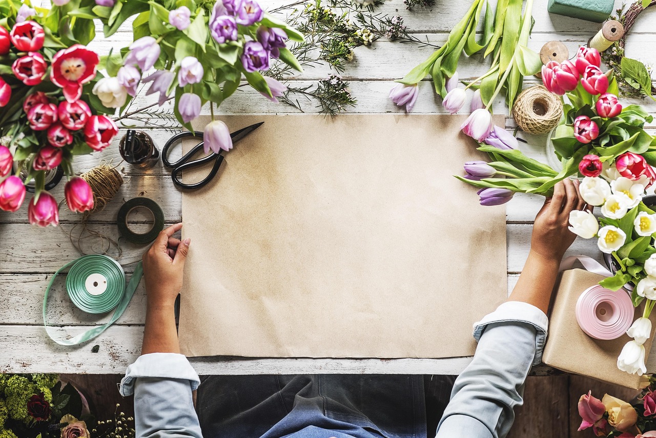 copy, craft, florist, floral, paper, hands, empty, flowers, flower wallpaper, blank, beautiful flowers, flower background, creative, decoration, art, romantic, nature, present, arrangement, wallpaper for girls