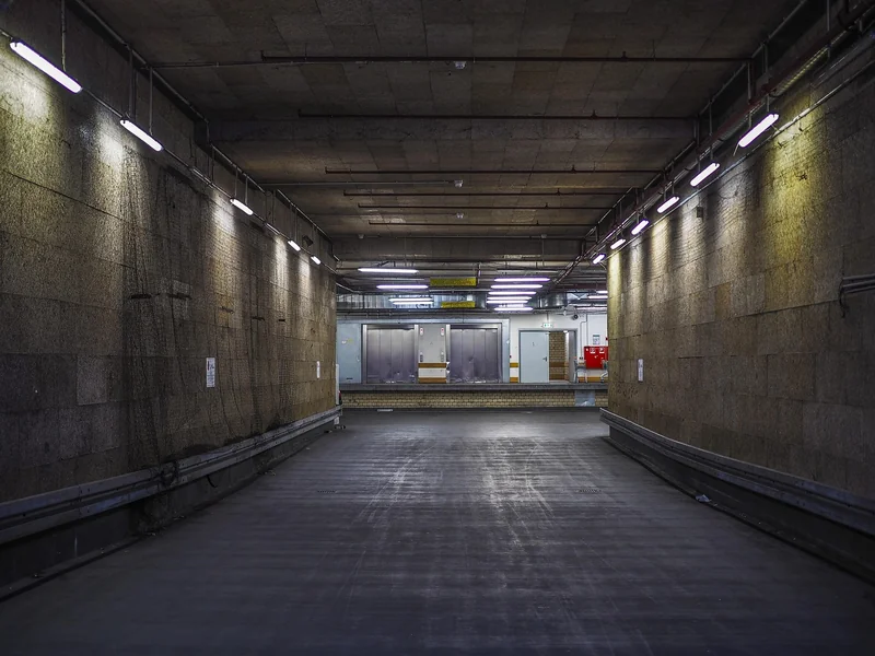 Comment recouvrir un sol de garage en béton ?