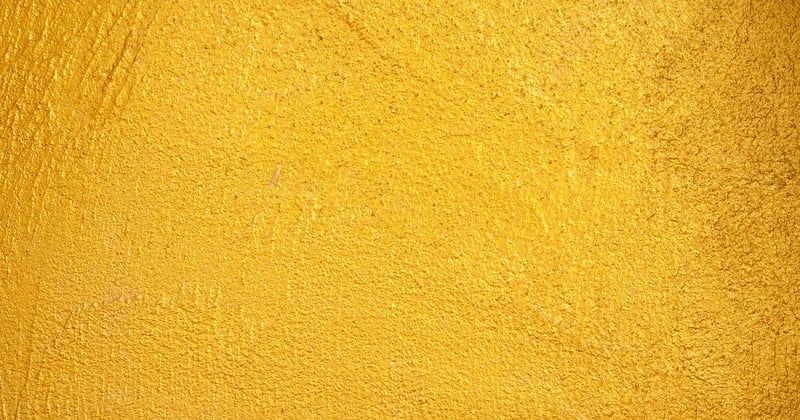 Béton balayé : la solution esthétique et durable pour vos sols extérieurs